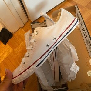 Converse Low Cut size 9 woman